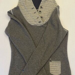 Kuhl Gray and Cream Women's Cowl Neck Sweater